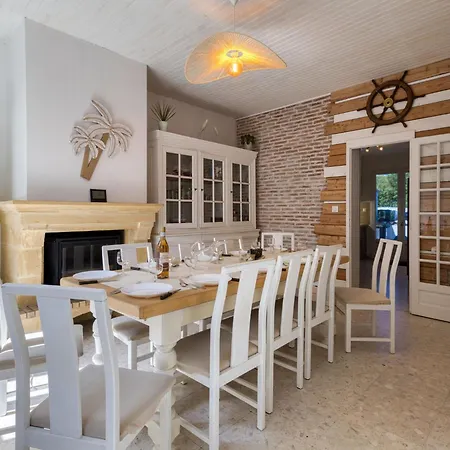 Du Sourdonnet By Interhome بيت للعطل *